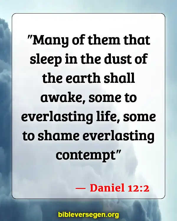 Bible Verses About Zombies (Daniel 12:2)