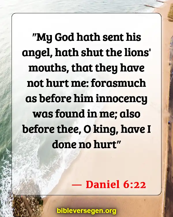 Bible Verses About Angels (Daniel 6:22)