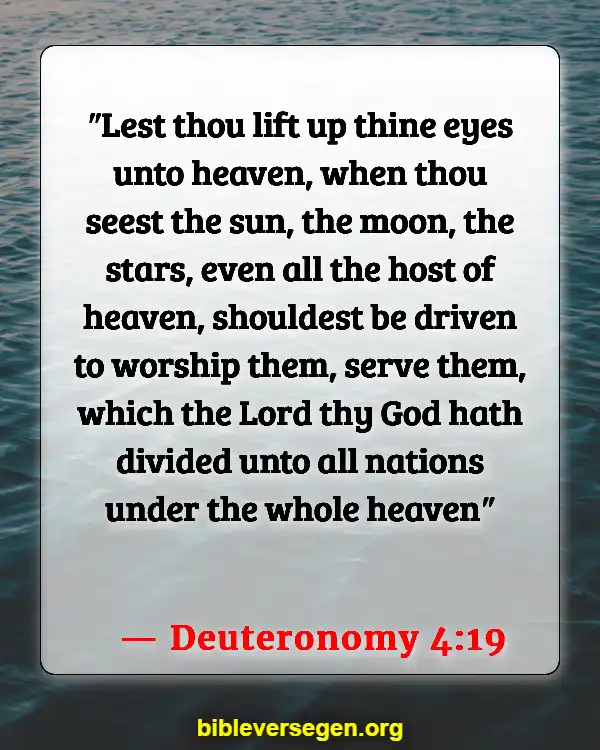 Bible Verses About Moon (Deuteronomy 4:19)